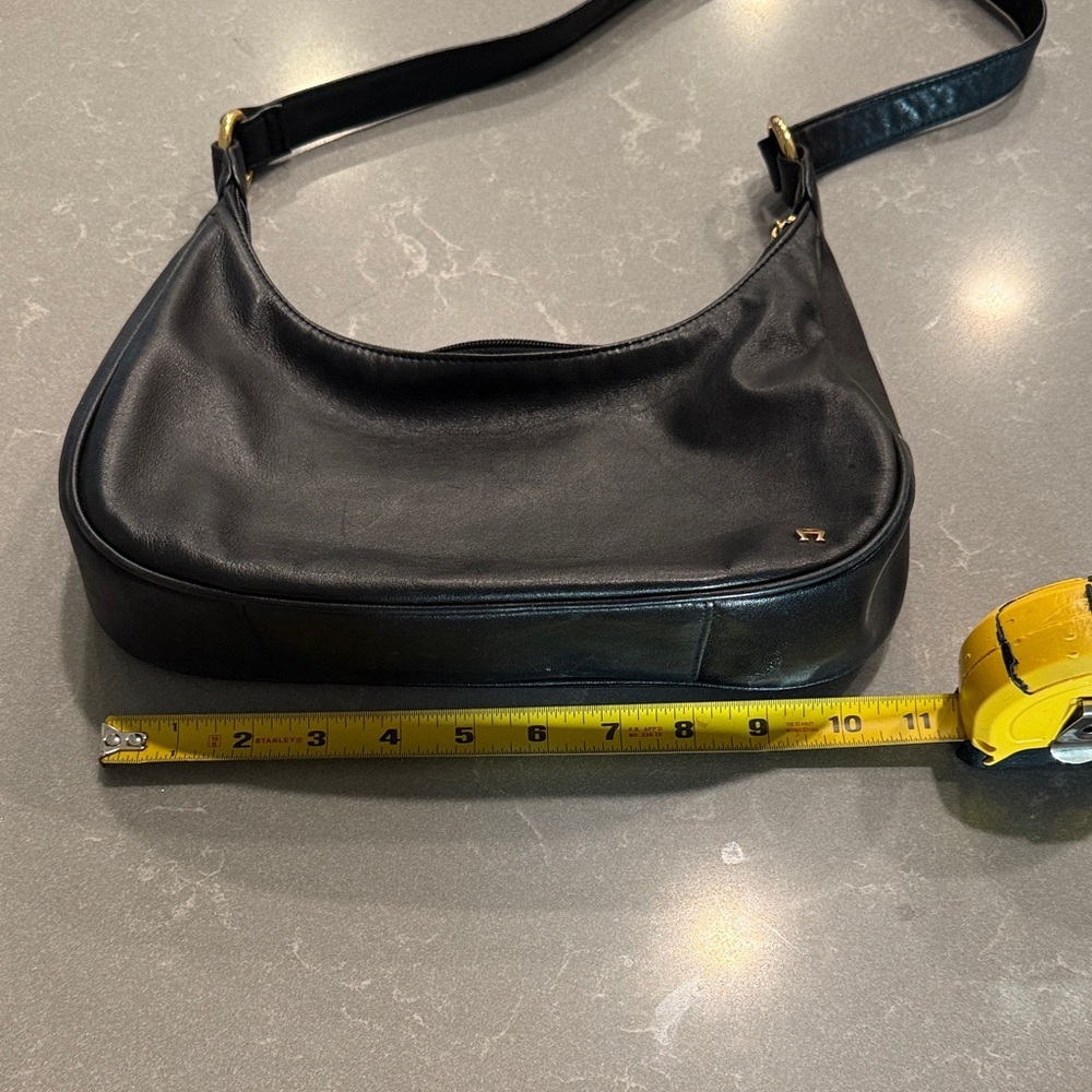 Etienne Aigner Black Leather Shoulder Bag - Picture 4 of 10